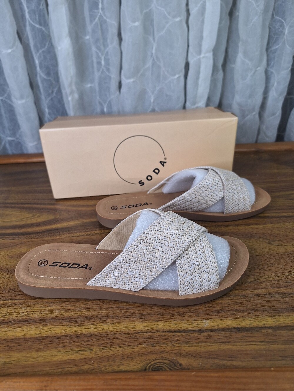Soda Woven Raffia Crisscross Lightweight Slide Sandals Beige Natural Tan 8.5